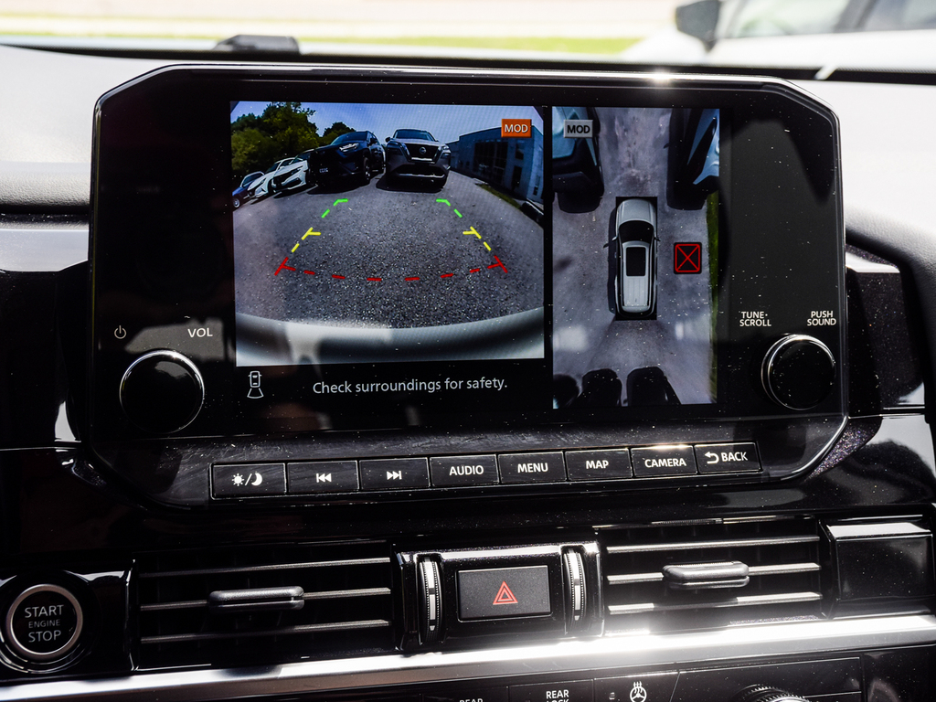 2023 Nissan Pathfinder Platinum, Toronto, Cash