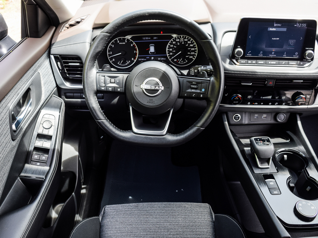 2022 Nissan Rogue SV, Toronto, Cash