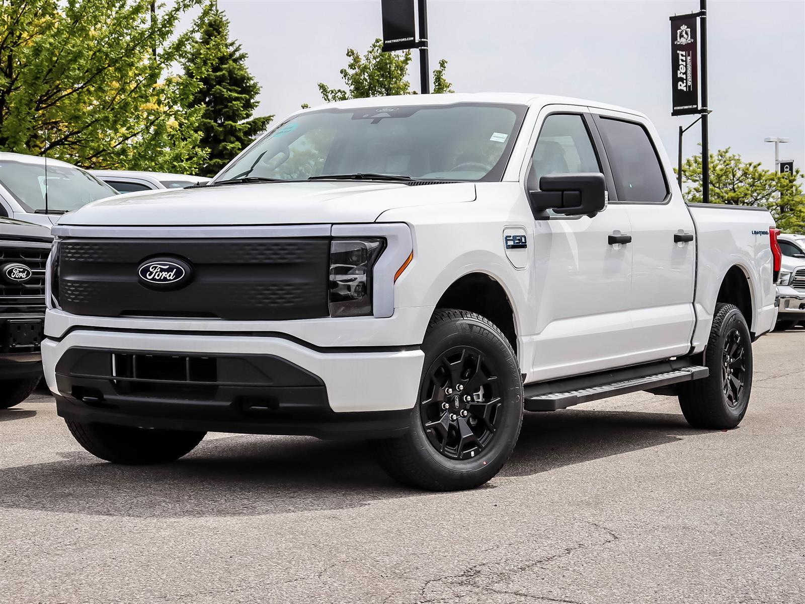 2025 Ford F-150 Lightning XLT 4WD SuperCrew 5.5' Box