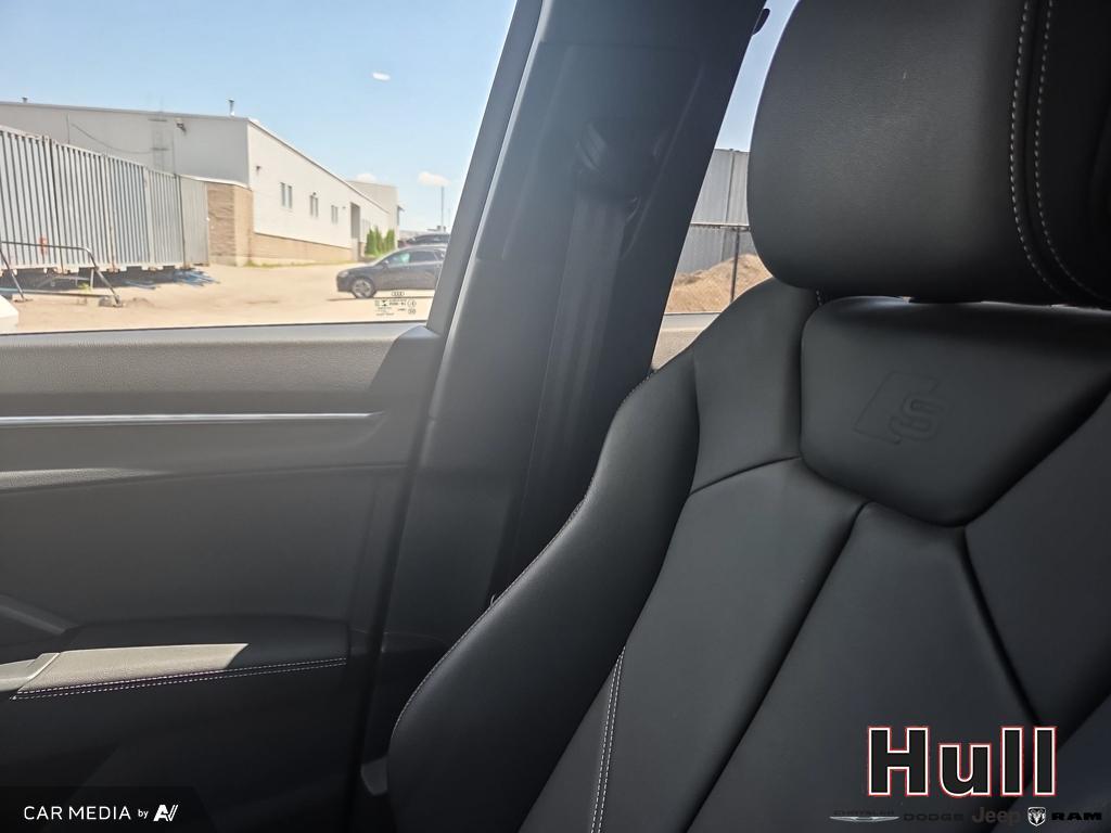 2023 Audi Q3 45 Progressiv, Toronto, Cash