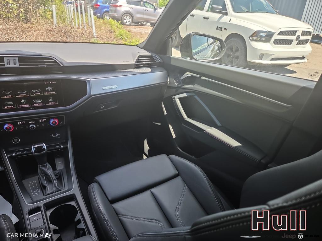 2023 Audi Q3 45 Progressiv, Toronto, Cash