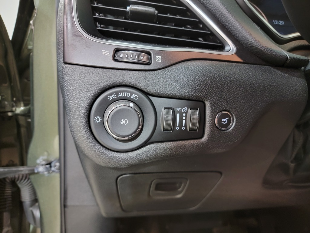 Jeep Cherokee 2021