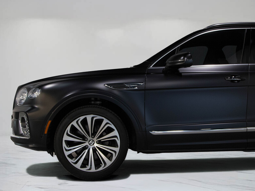 2021 Bentley Bentayga V8, Toronto, Cash
