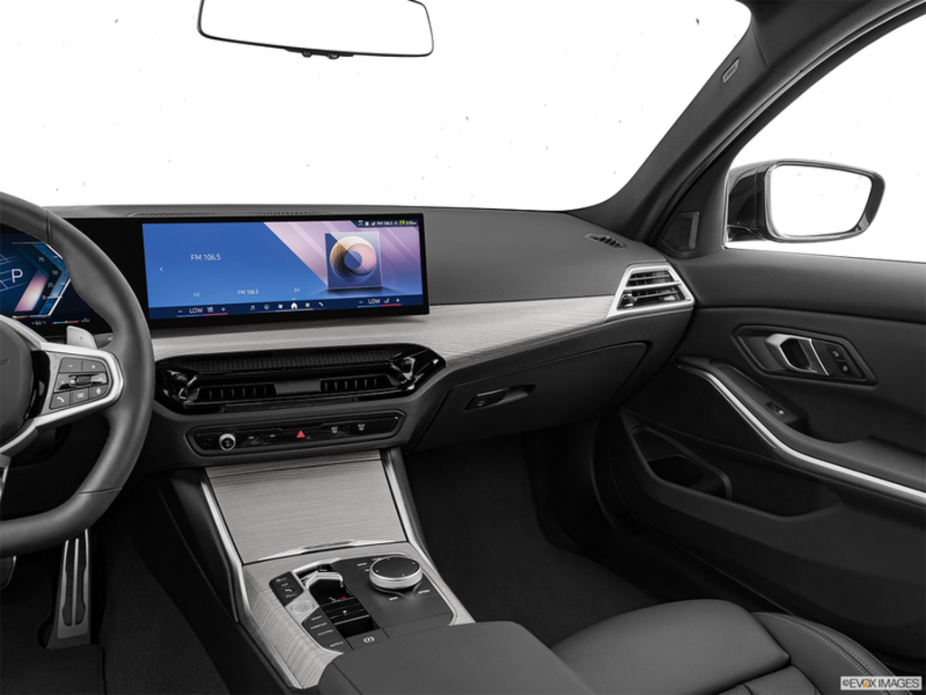 2025 BMW 330i xDrive, Vancouver, Cash