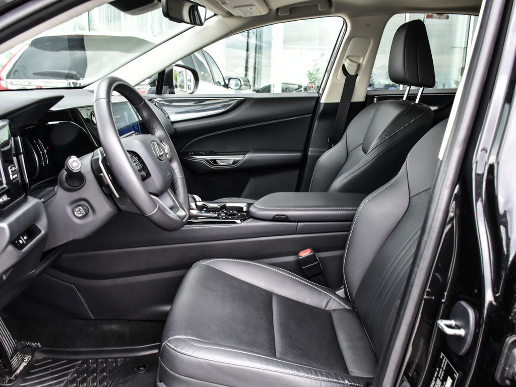 2024 Lexus NX 350 350, Toronto, Cash