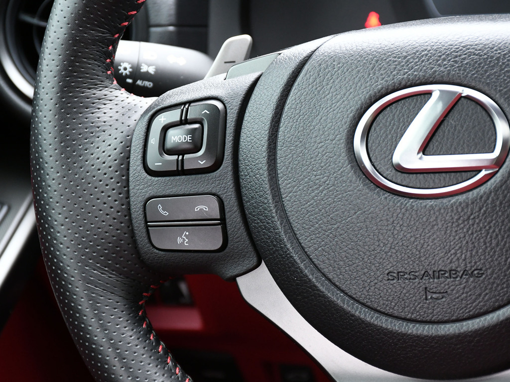 2024 Lexus IS 300 300, Toronto, Cash