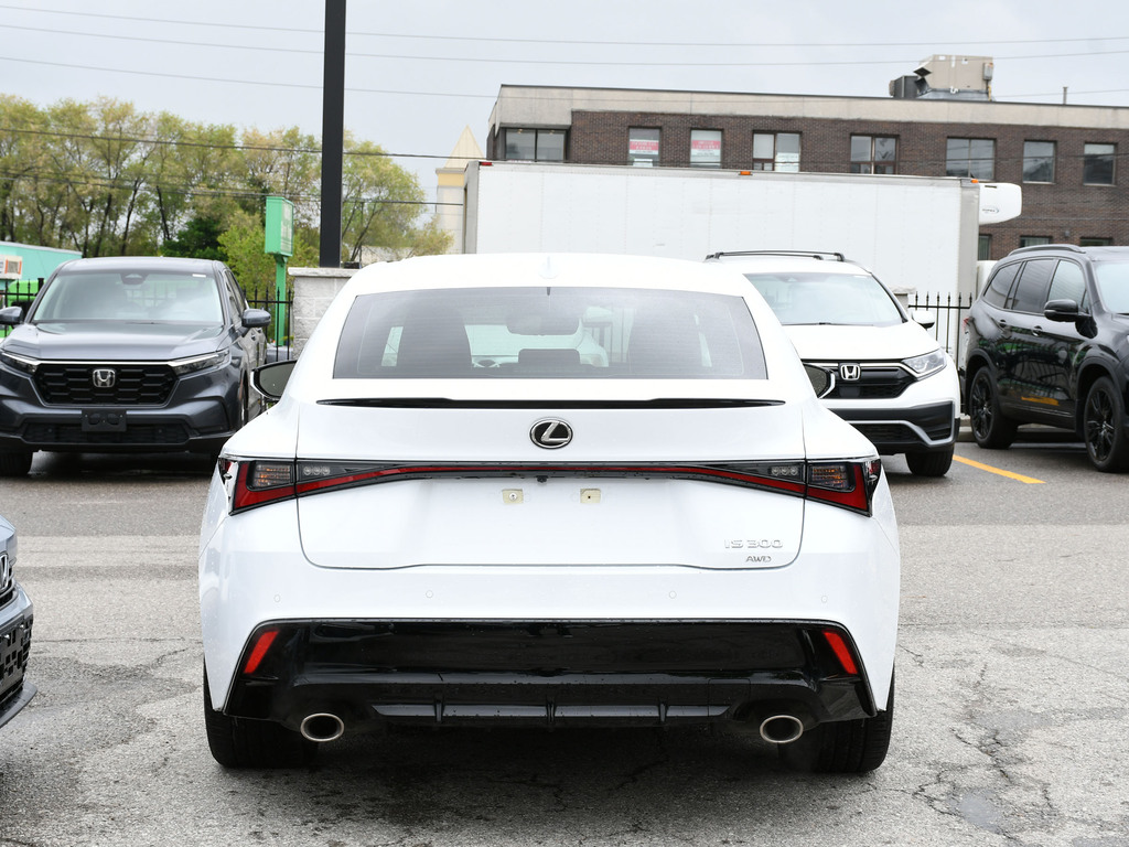 2024 Lexus IS 300 300, Toronto, Cash