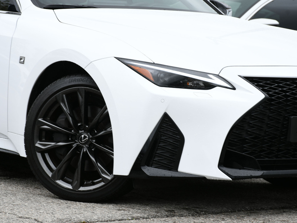 2024 Lexus IS 300 300, Toronto, Cash