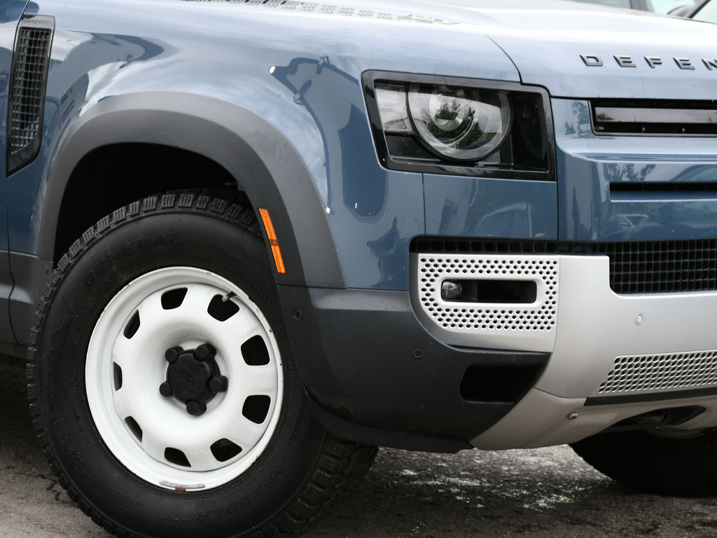 2023 Land Rover Defender 110 S, Toronto, Cash