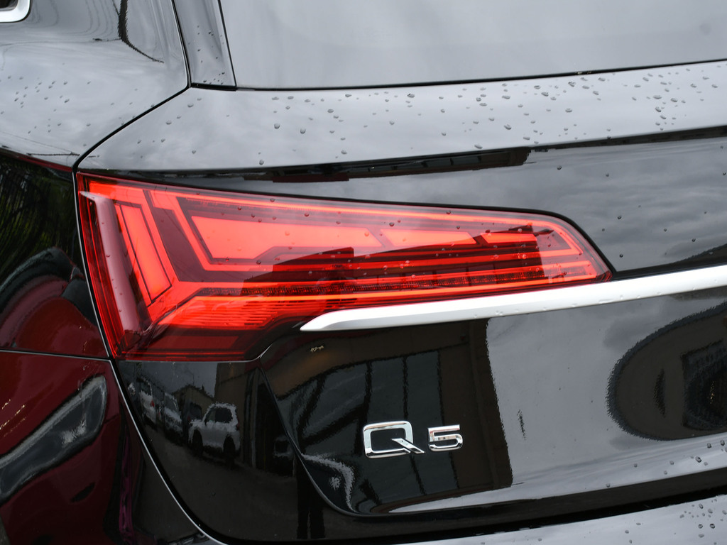 2023 Audi Q5 45 Komfort, Toronto, Cash