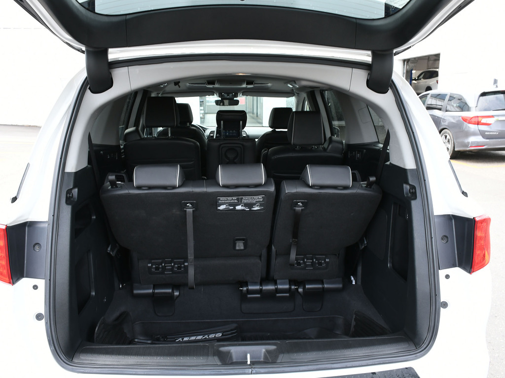 2023 Honda Odyssey Touring, Toronto, Cash