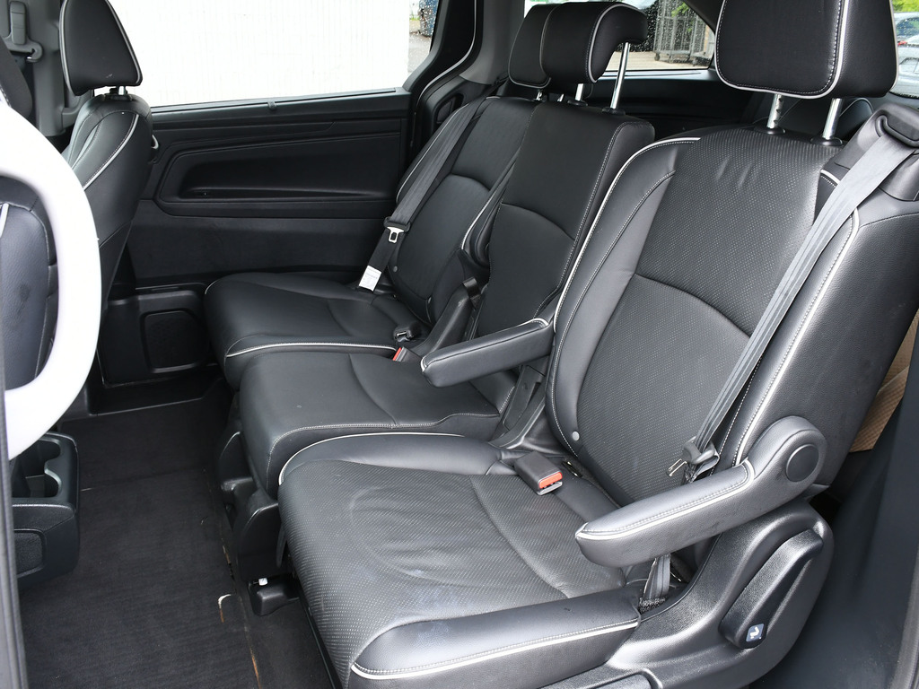 2023 Honda Odyssey Touring, Toronto, Cash