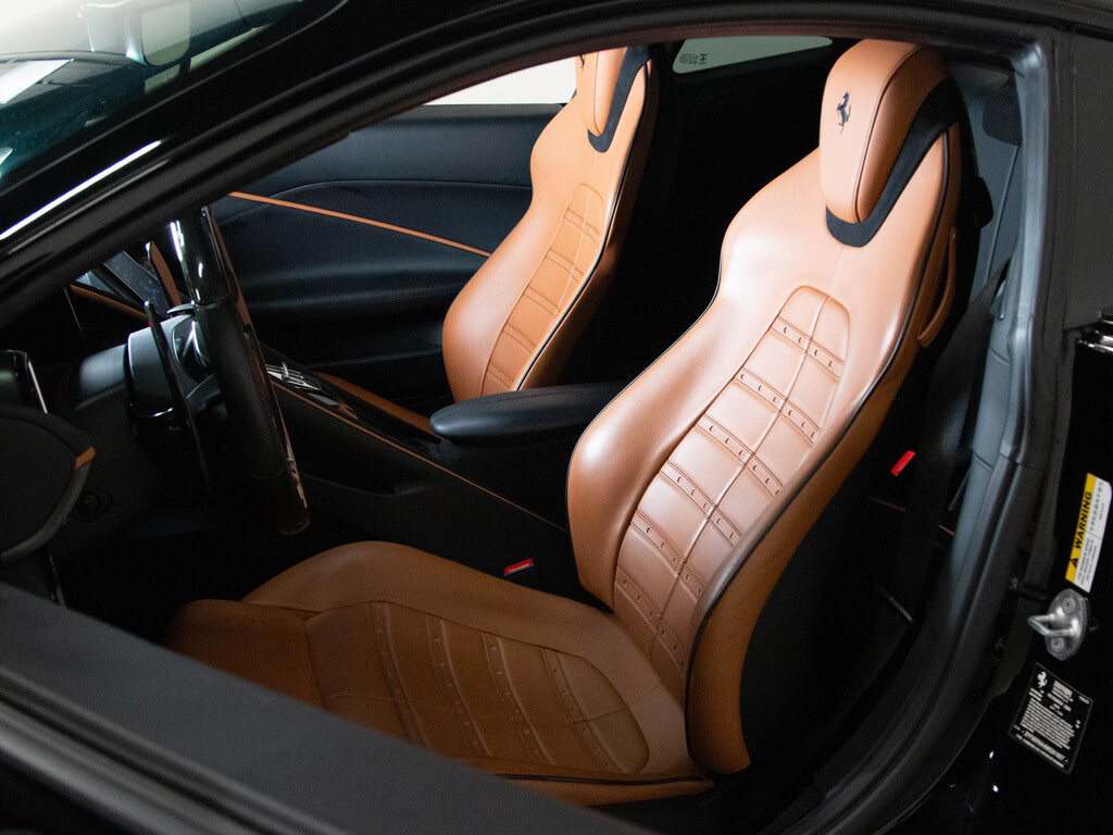 2021 Ferrari Roma COUPE   JBL   20" WHEEL   LOW KM, Toronto, Cash