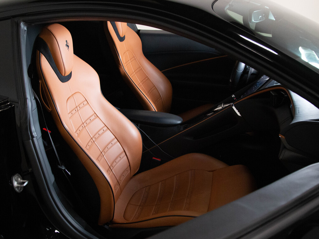 2021 Ferrari Roma COUPE   JBL   20" WHEEL   LOW KM, Toronto, Cash