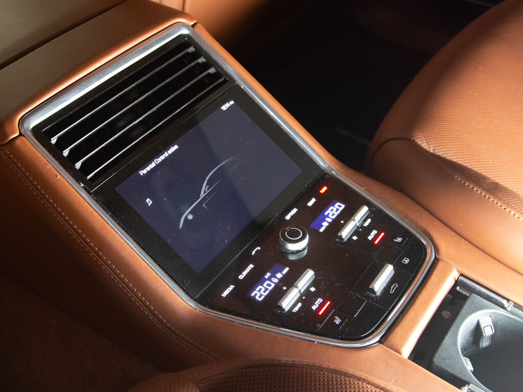 2019 Porsche Panamera GTS, Toronto, Cash