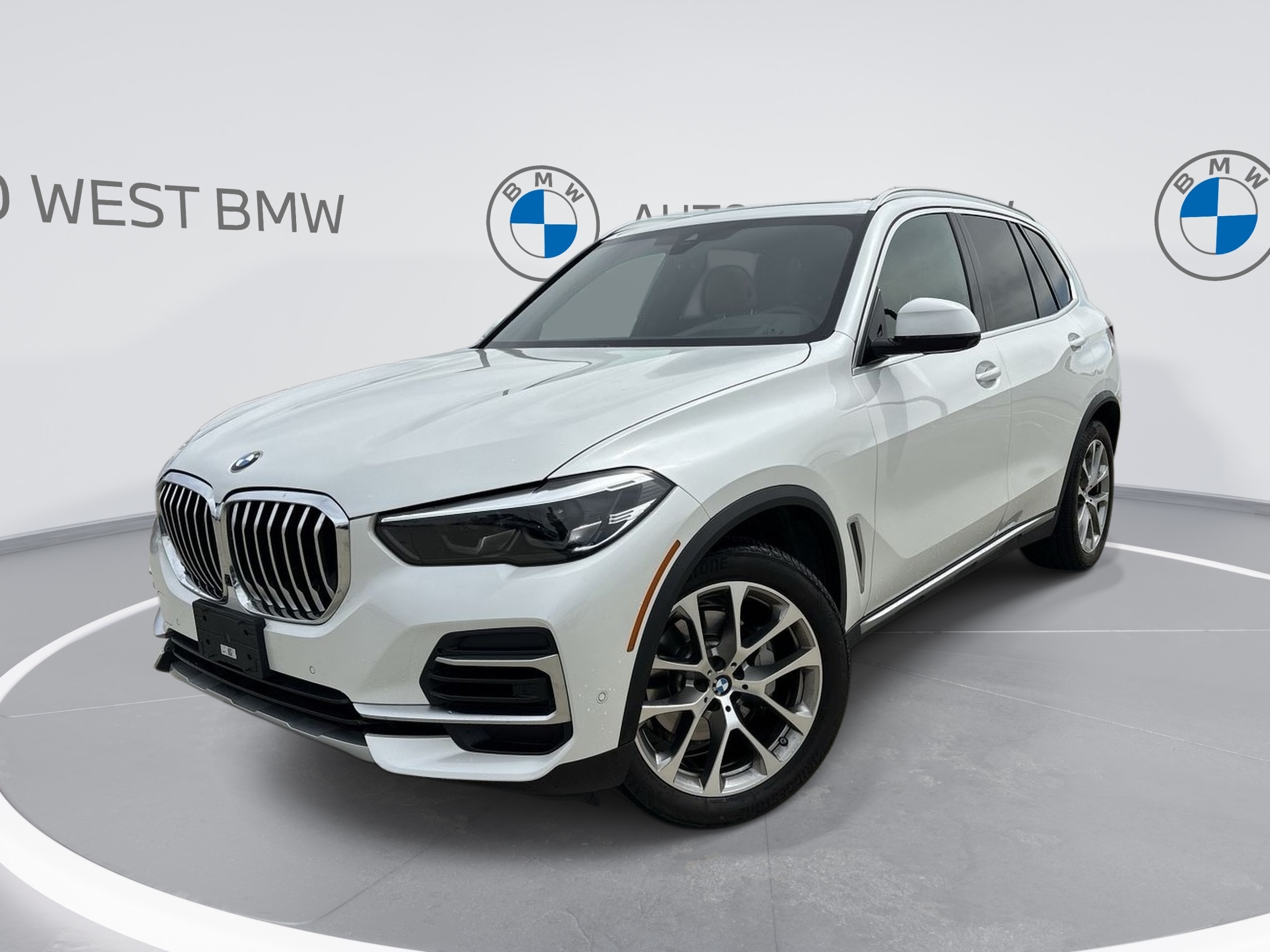 2022 BMW X5 xDrive40i | only 26k KM | Clean Carfax