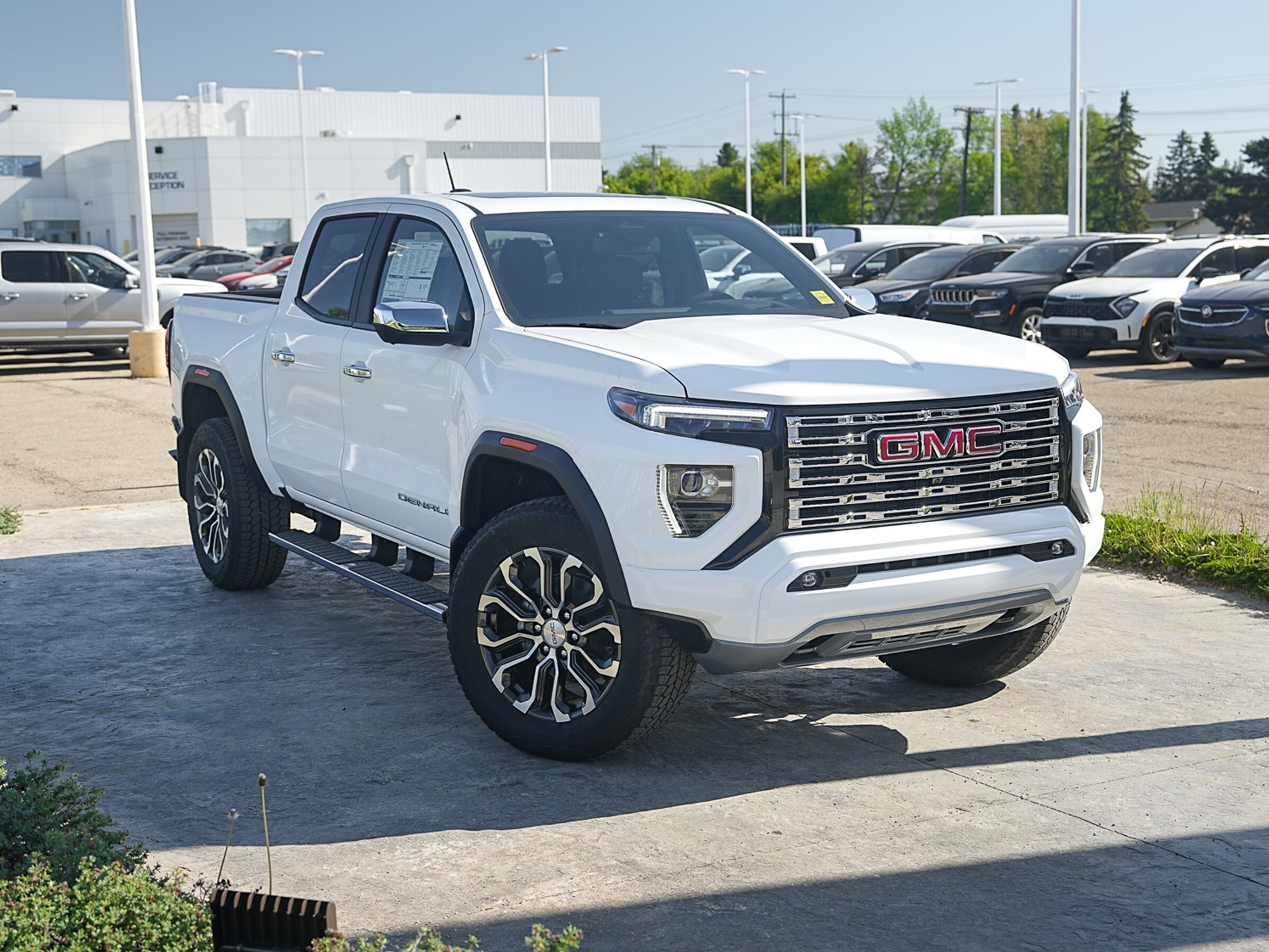 2025 GMC Canyon Denali