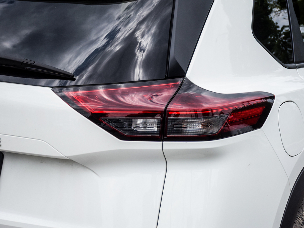 2022 Nissan Rogue S, Toronto, Cash