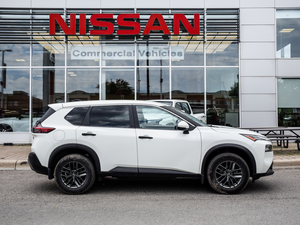 2022 Nissan Rogue S, Toronto, Cash