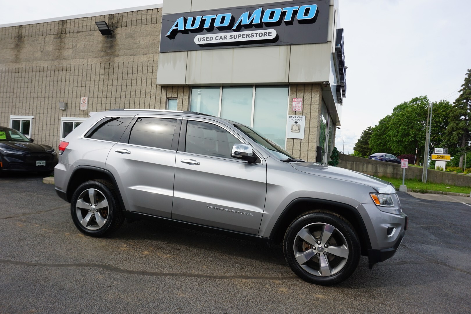 2015 Jeep Grand Cherokee V6 LIMITED 4WD CERTIFIED *FREE ACCIDENT* NAV CAMER