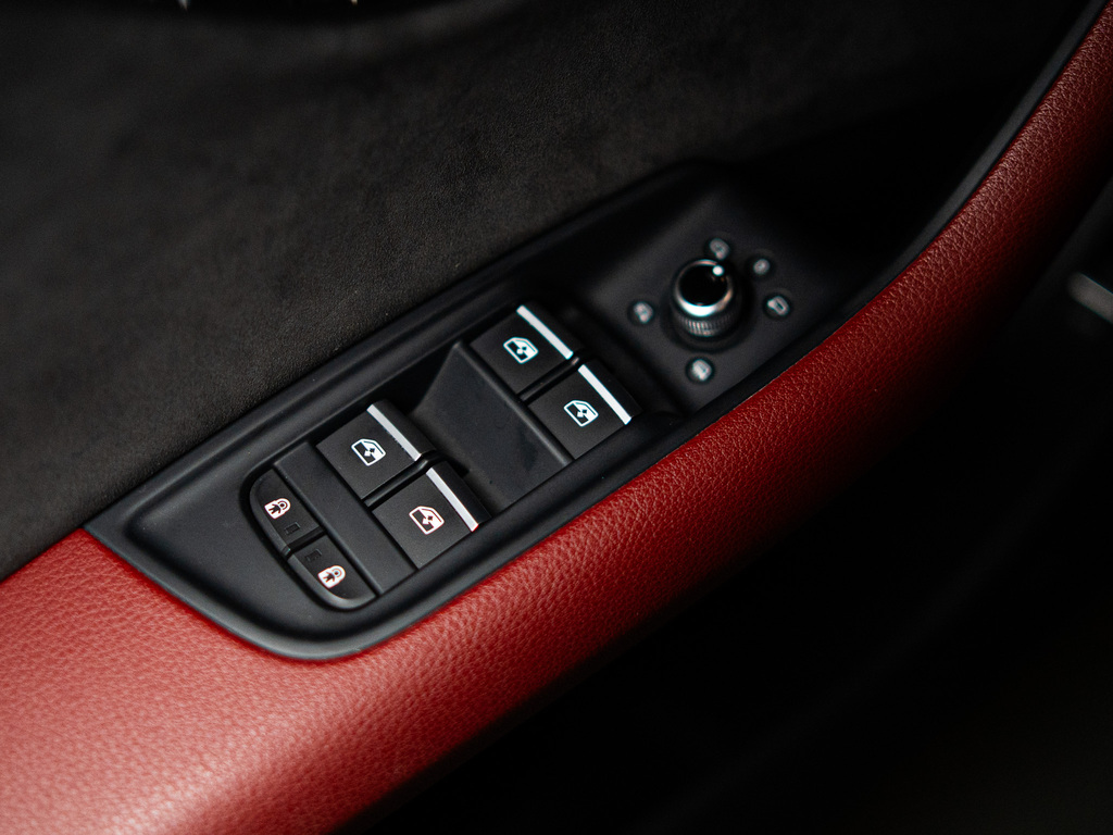 2021 Audi SQ7 Premium Plus TFSI quattro Tiptronic, Toronto, Cash