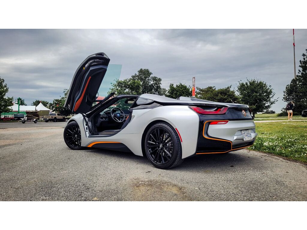 2019 BMW i8 Excellent condition!!! Rare find, accident free, Vancouver, Cash