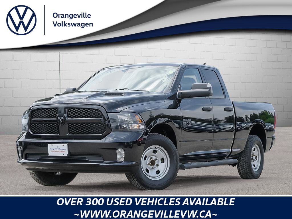 2021 Ram 1500 Classic ExpressONE-OWNER, 3.6L V6, 4X4, HTD SEATS, HTD WHE