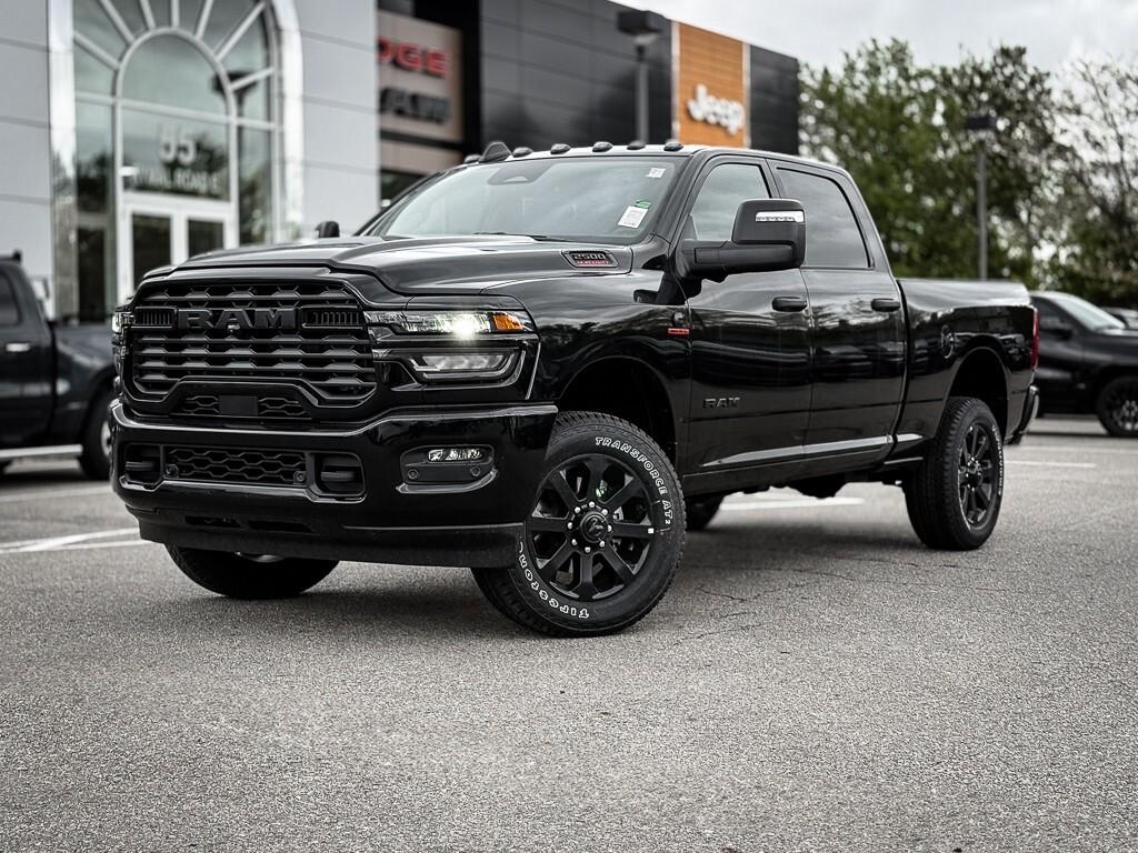 2025 Ram 2500 Big Horn | CREW | NIGHT EDITION | 5TH WHEEL PREP |