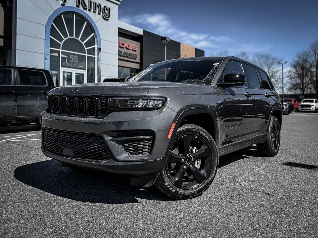 2025 Jeep Grand Cherokee Laredo | ALTITUDE | TOW PKG | SUNROOF | REMOTE STA