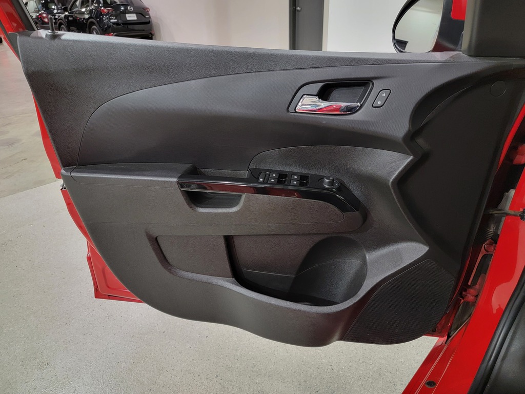 Chevrolet Sonic 2018