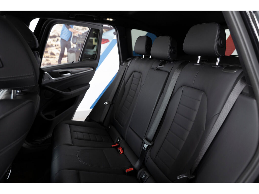 2021 BMW X3 PHEV xDrive30e, Vancouver, Cash