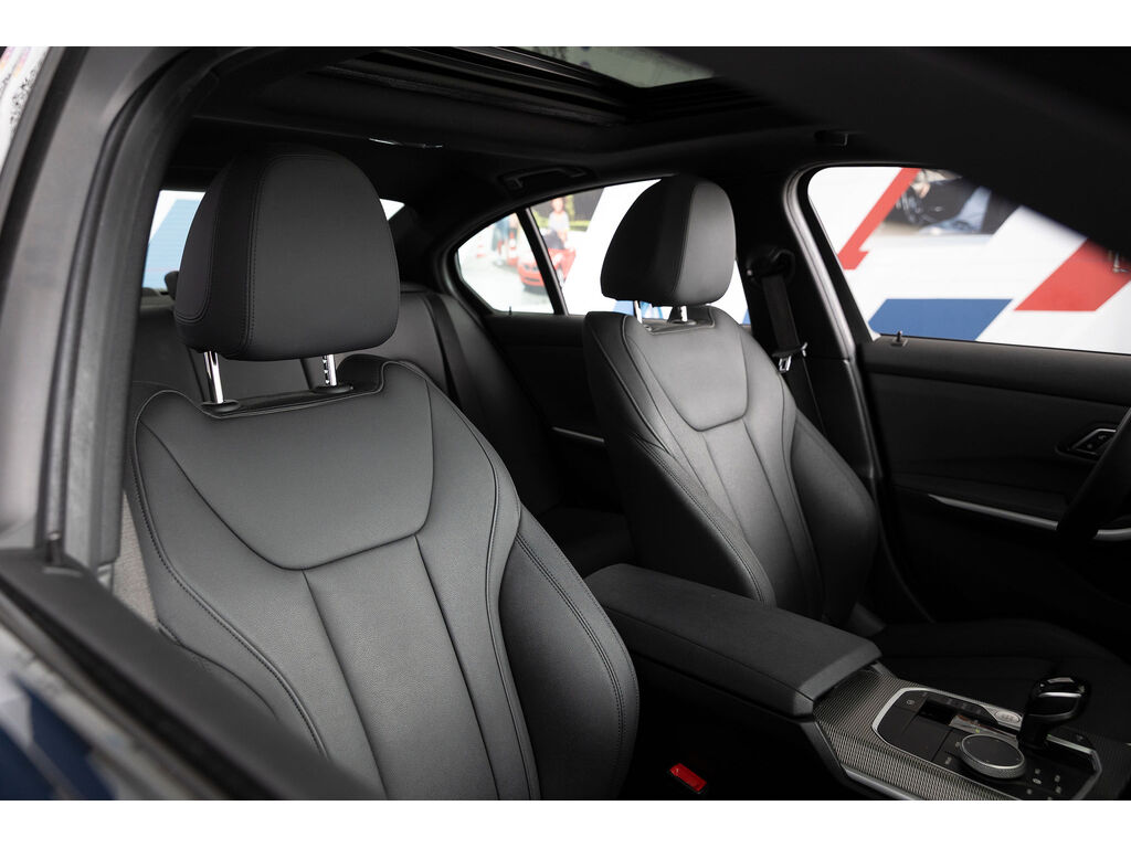 2021 BMW 3 Series 330i xDrive, Vancouver, Cash