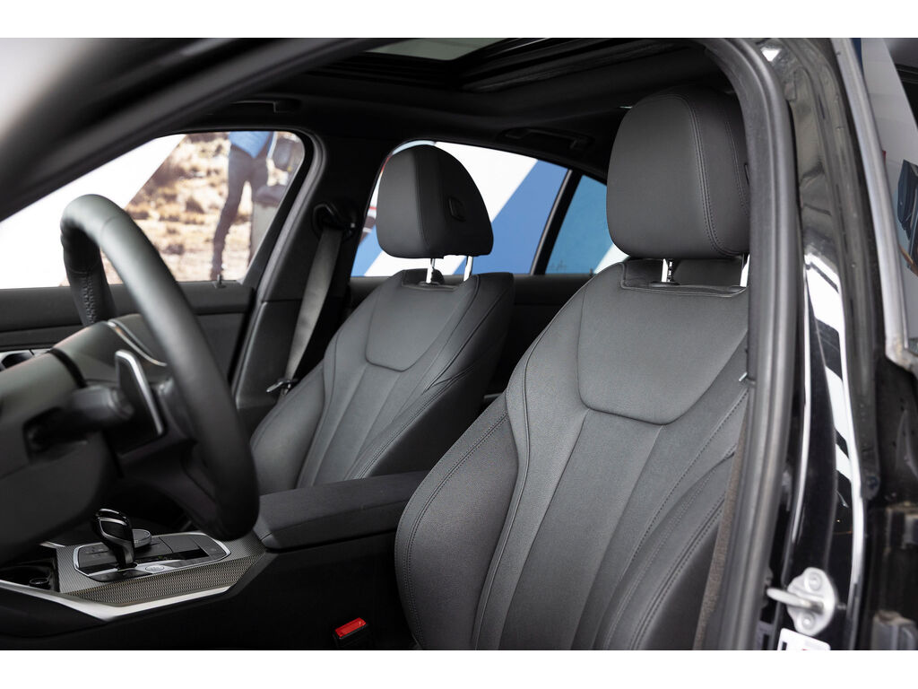 2021 BMW 3 Series 330i xDrive, Vancouver, Cash
