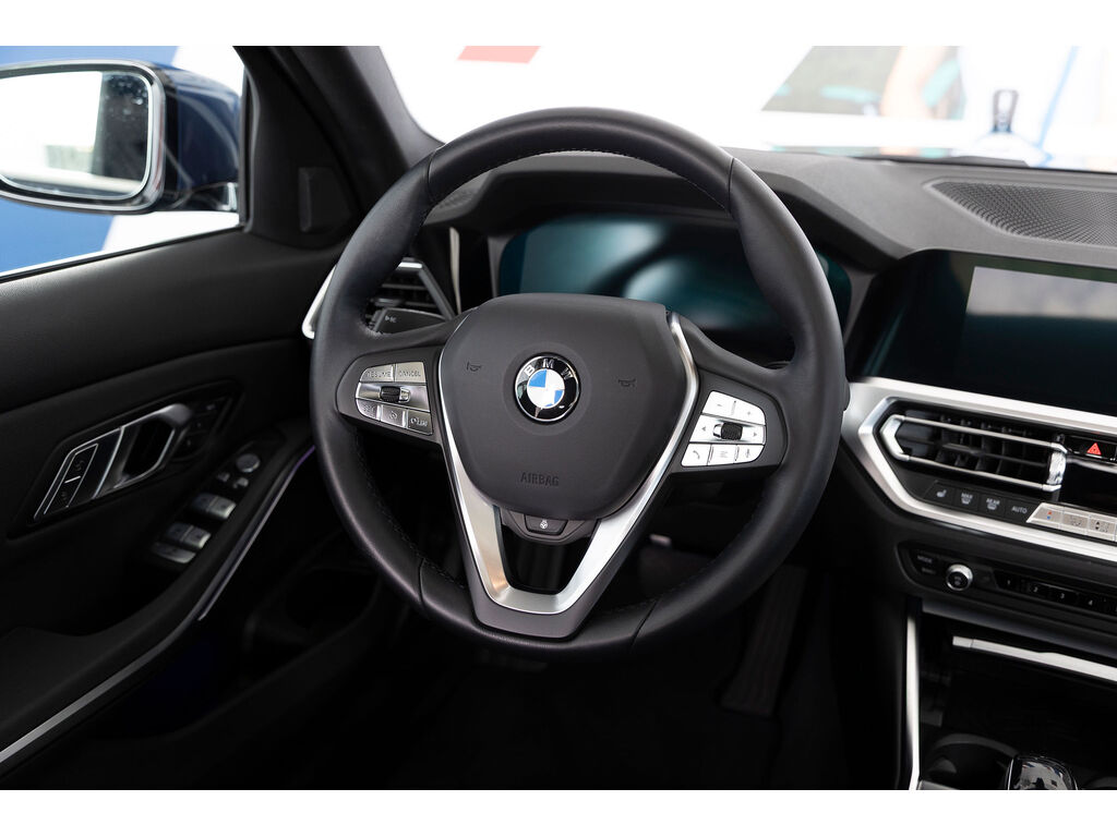 2021 BMW 3 Series 330i xDrive, Vancouver, Cash