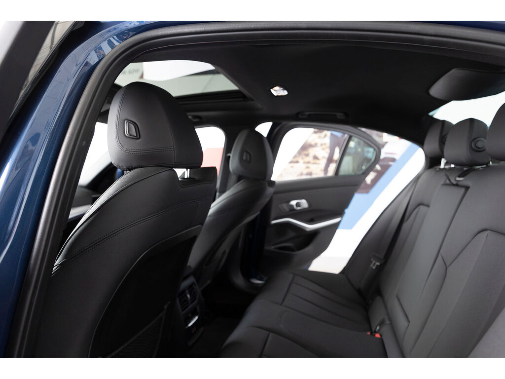 2021 BMW 3 Series 330i xDrive, Vancouver, Cash