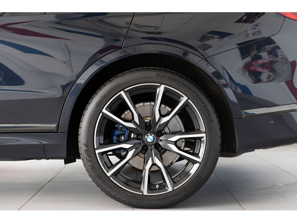 2021 BMW X7 xDrive40i, Vancouver, Cash
