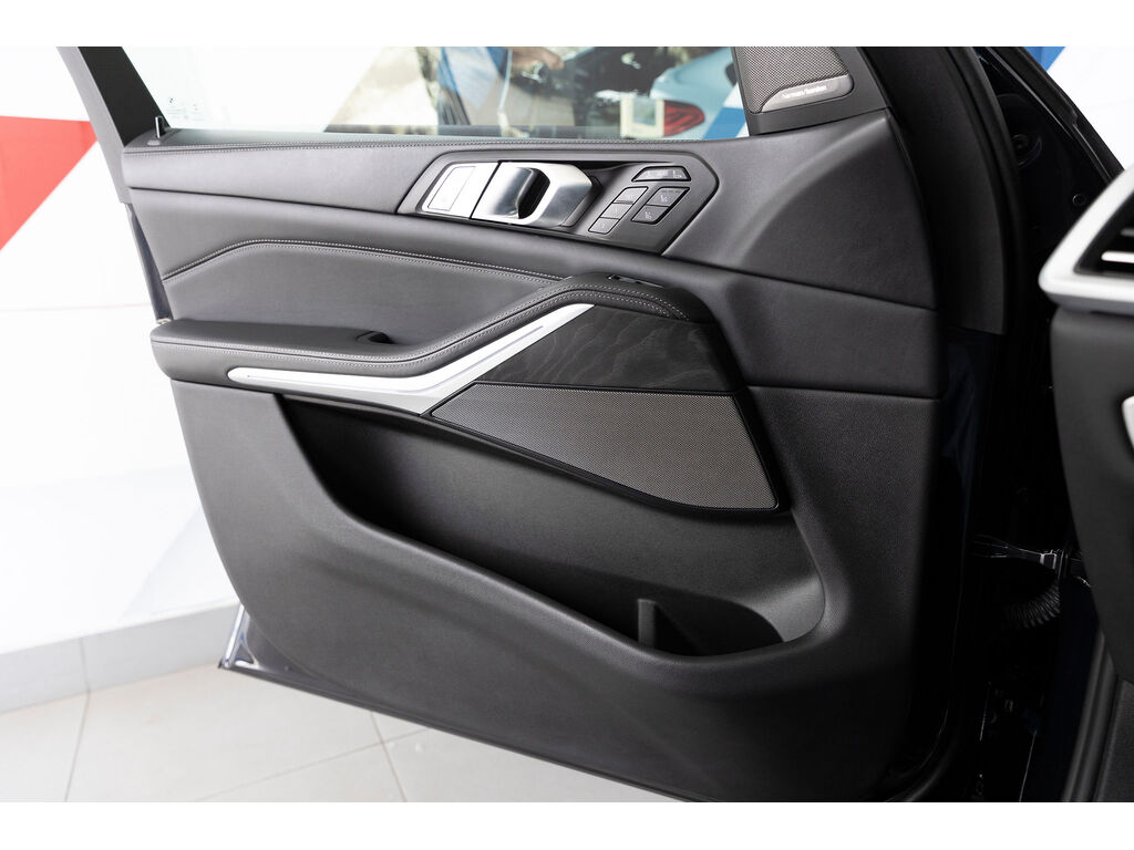 2021 BMW X7 xDrive40i, Vancouver, Cash
