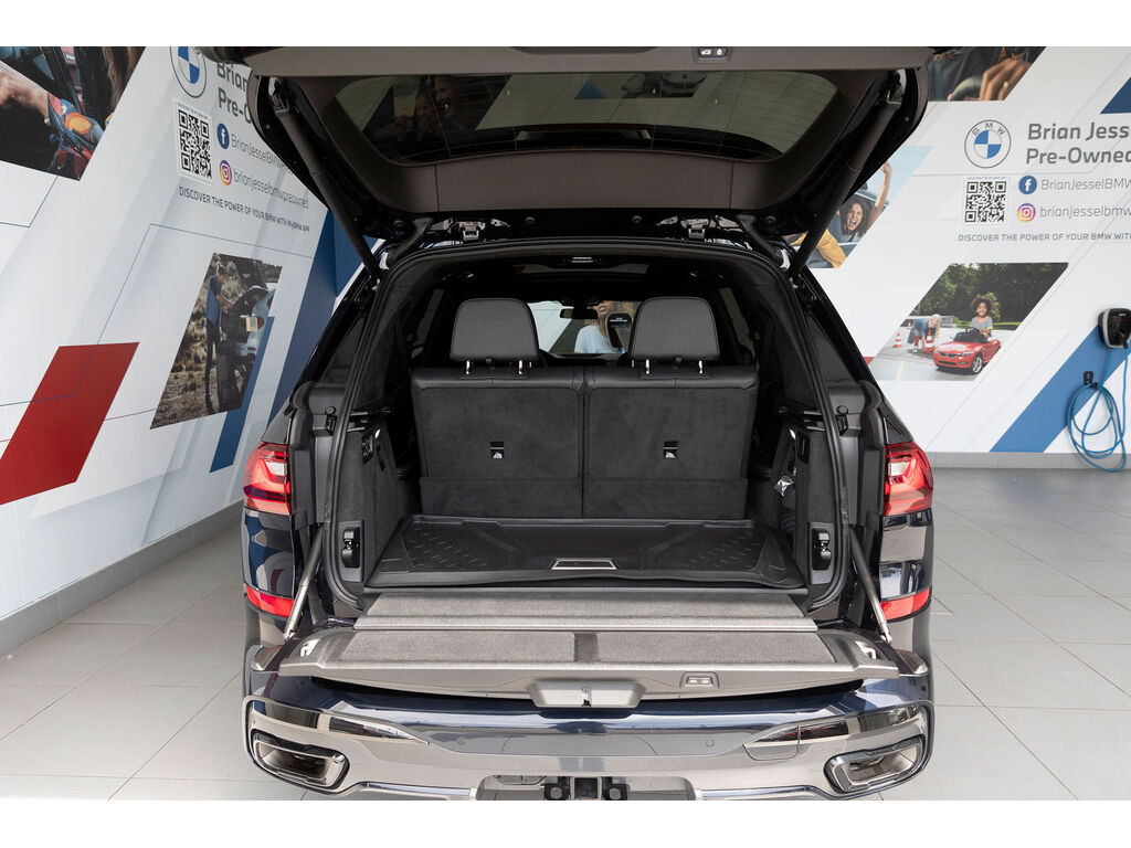 2021 BMW X7 xDrive40i, Vancouver, Cash