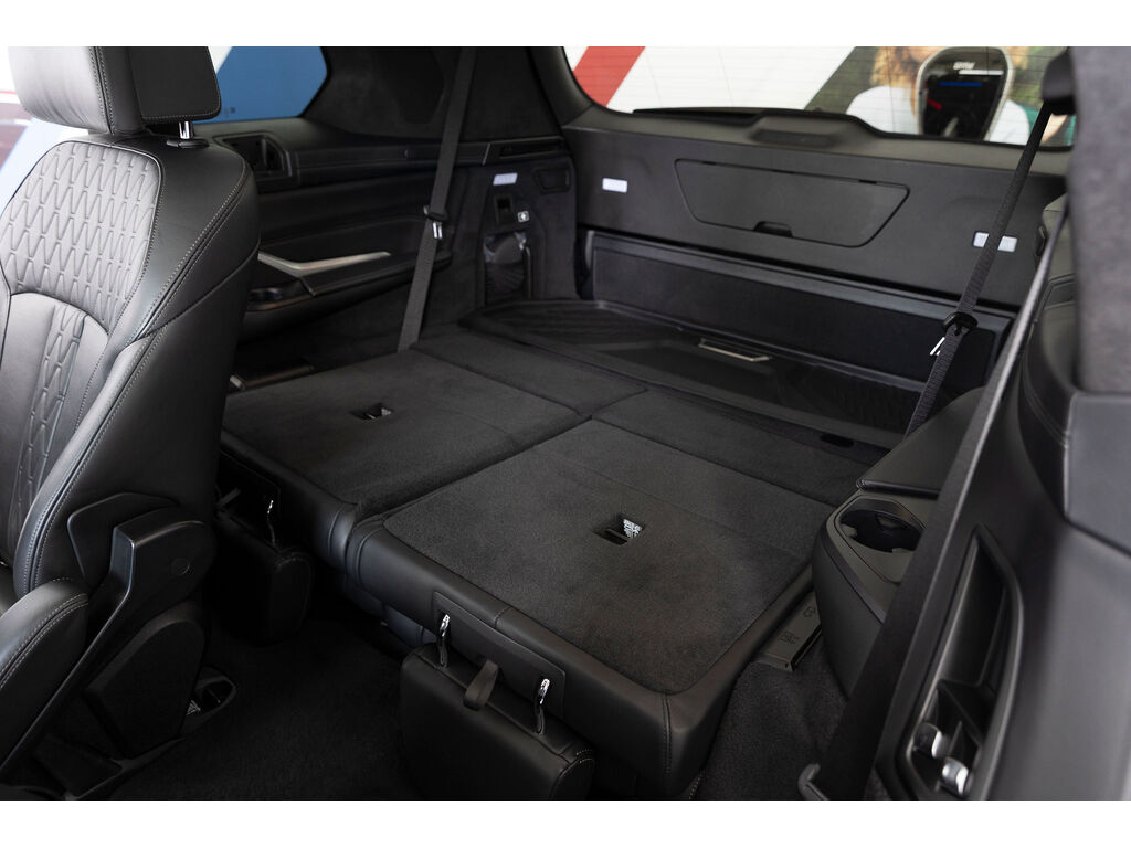 2021 BMW X7 xDrive40i, Vancouver, Cash