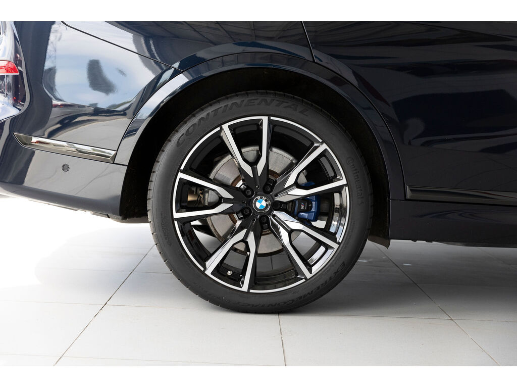 2021 BMW X7 xDrive40i, Vancouver, Cash