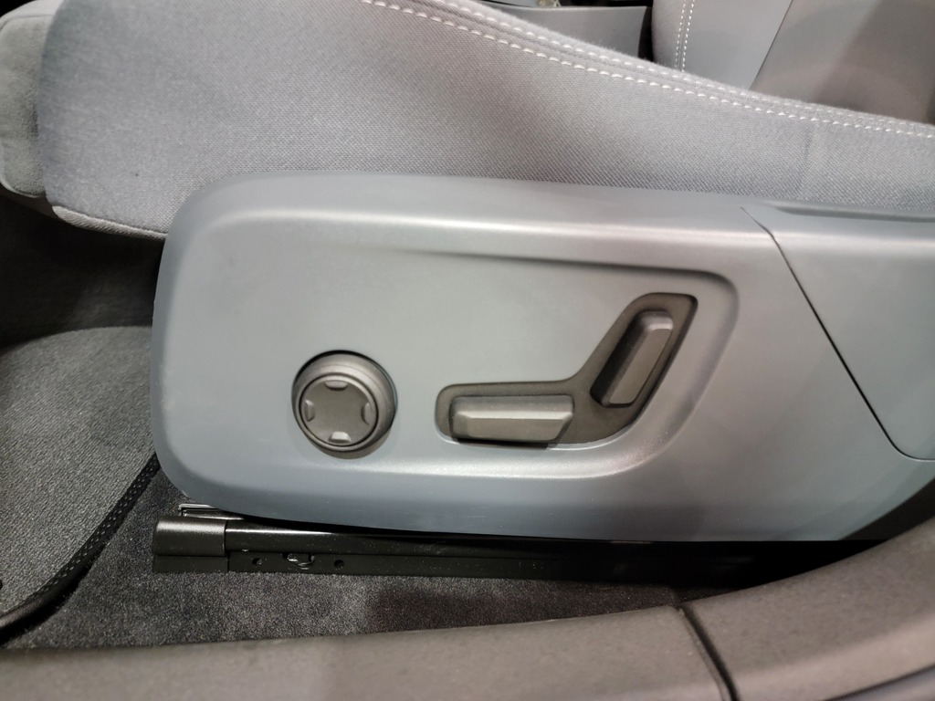 Polestar 2 2023