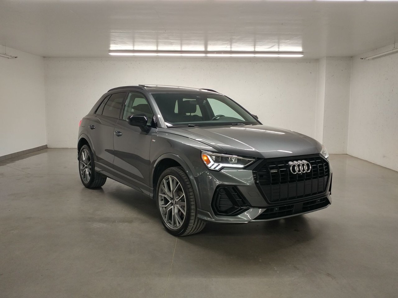 2021 Audi Q3 Technik 45 TFSI quattro