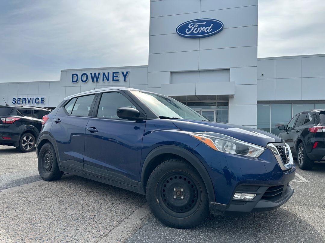 2020 Nissan Kicks SV - SMART, STYLISH, AND SPACIOUS! ????