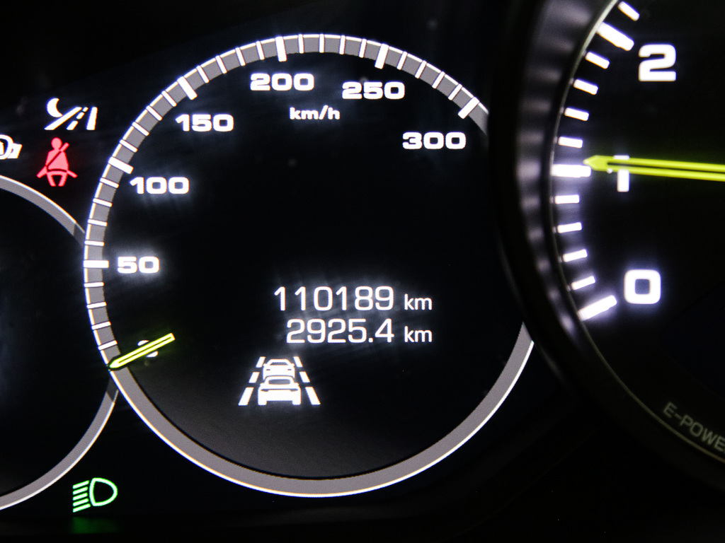 2018 Porsche Panamera E-Hybrid Sport Turismo 4, Toronto, Cash