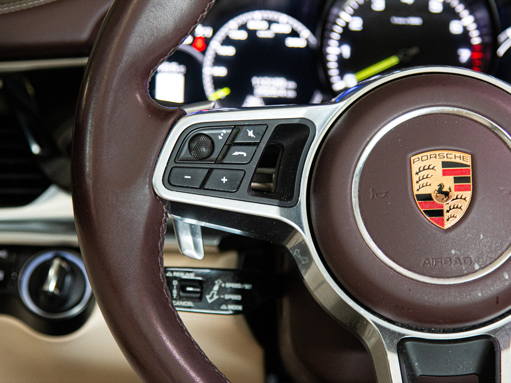 2018 Porsche Panamera E-Hybrid Sport Turismo 4, Toronto, Cash