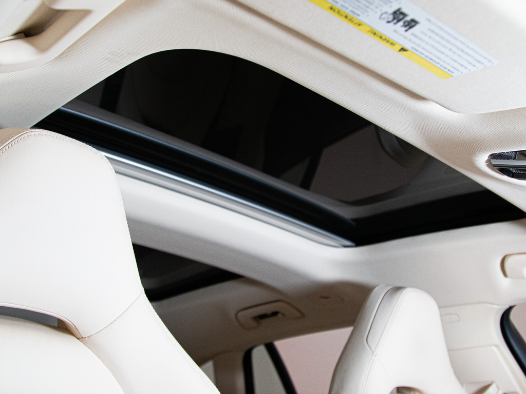 2018 Porsche Panamera E-Hybrid Sport Turismo 4, Toronto, Cash