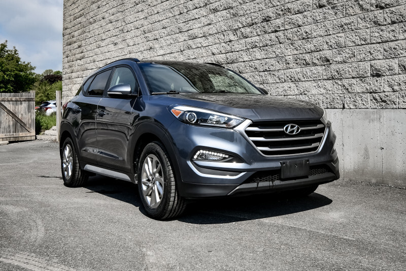 2017 Hyundai Tucson SE  • SUNROOF • POWER SEAT • HEATED SEATS