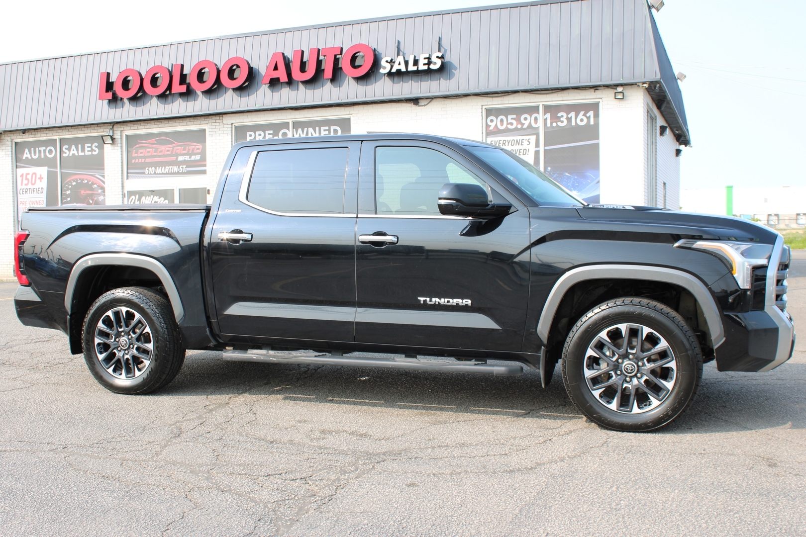 2023 Toyota Tundra Limited Hybrid CrewMax 4WD No Accident One Owner