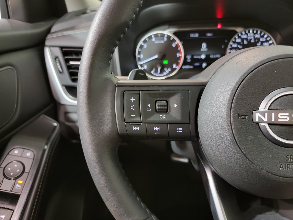 Nissan Rogue 2024