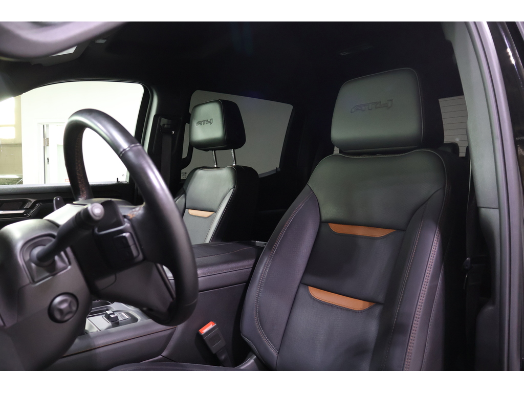 2024 GMC Sierra 1500 4WD Crew Cab 147  AT4, Toronto, Cash